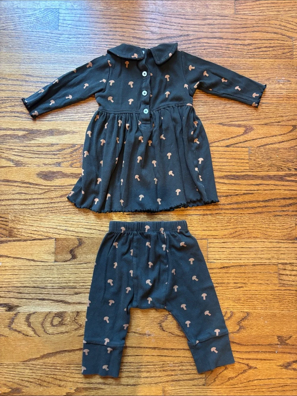 kate quinn Black Mushroom Print Top & Leggings Set Organic Cotton 12-18 months